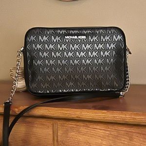 Michael Kors crossbody